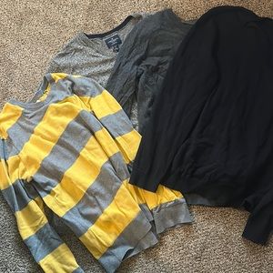 Lot of 4 men’s sweaters